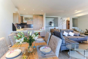 Luxury Sea View Heritage Apartment